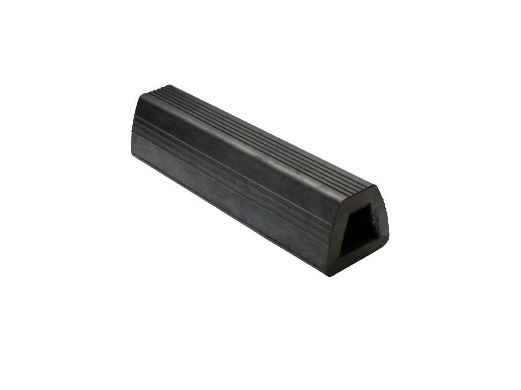 Moulded Docking Rubber Ribbed 400L x 104W x 93H mm (Cut)