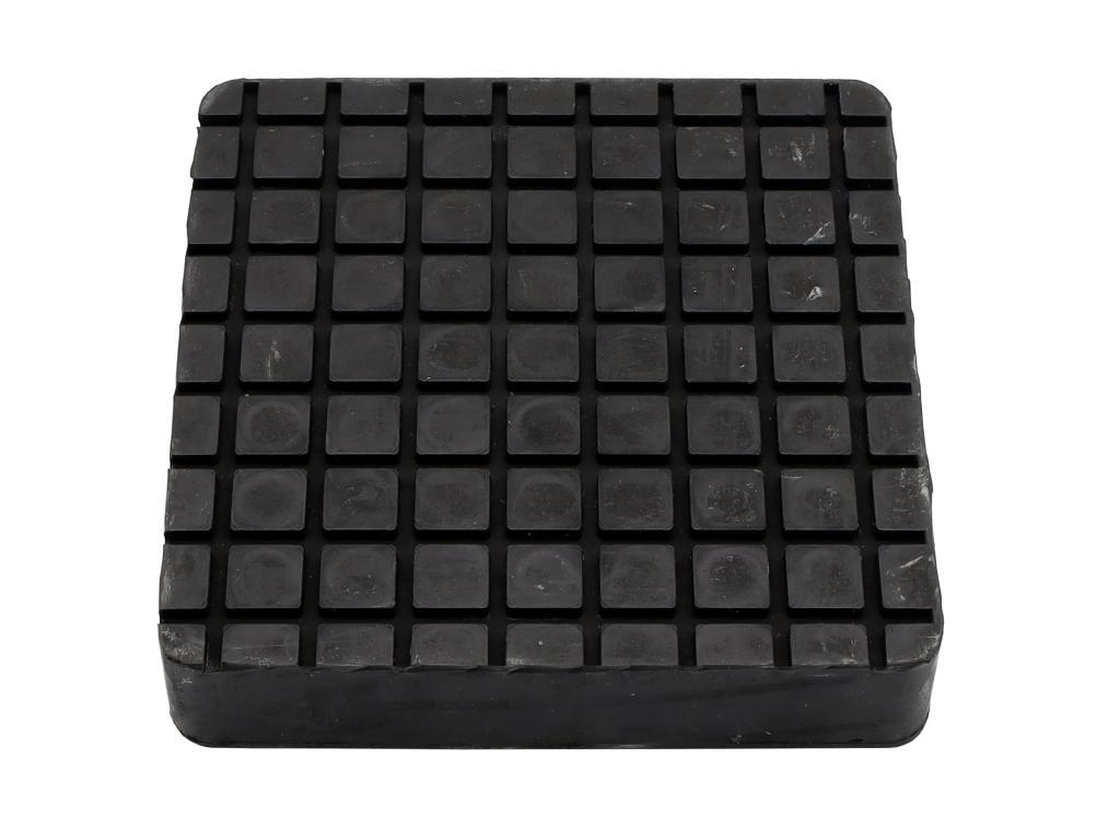 <p>Rubber Hoist Pad Replacement to suit Bendpak XP10C SQ Clip On</p>